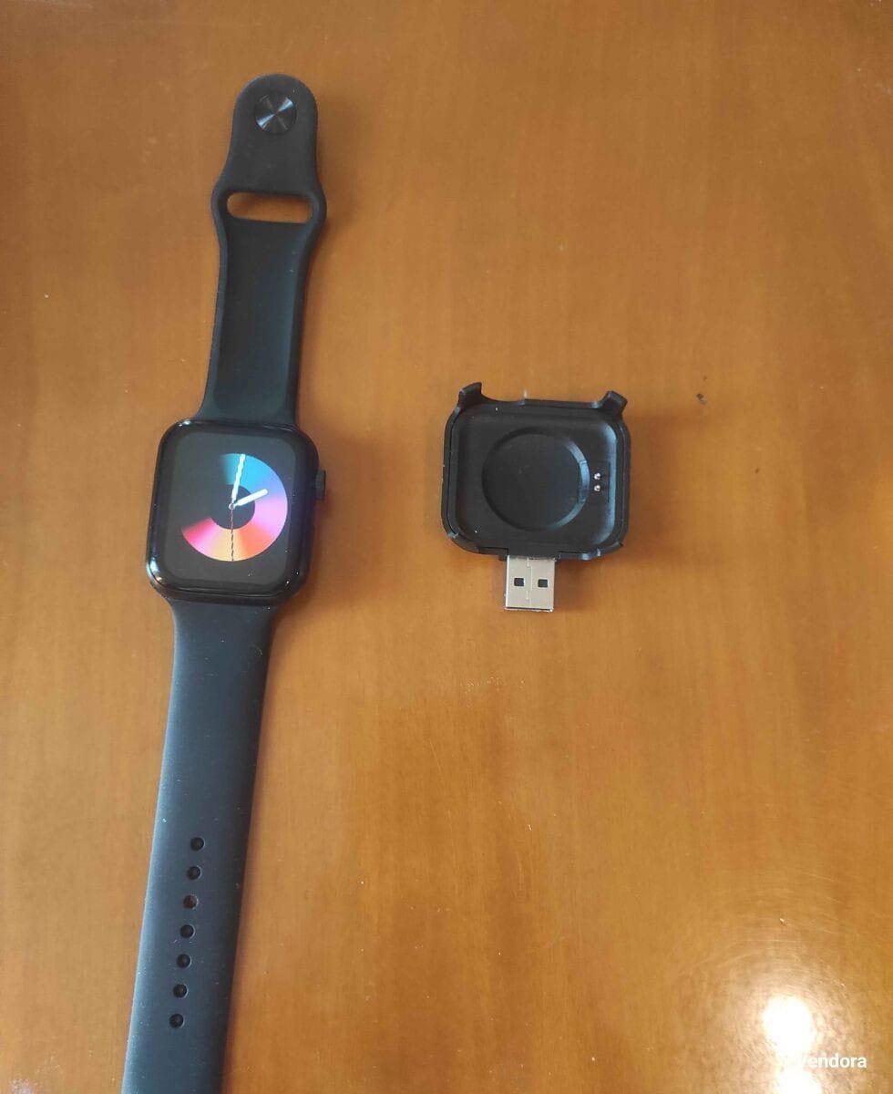 Smartwatch Red Blue Lightweight Fitness Tracker